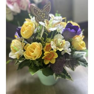 Pot de fleurs artificielles